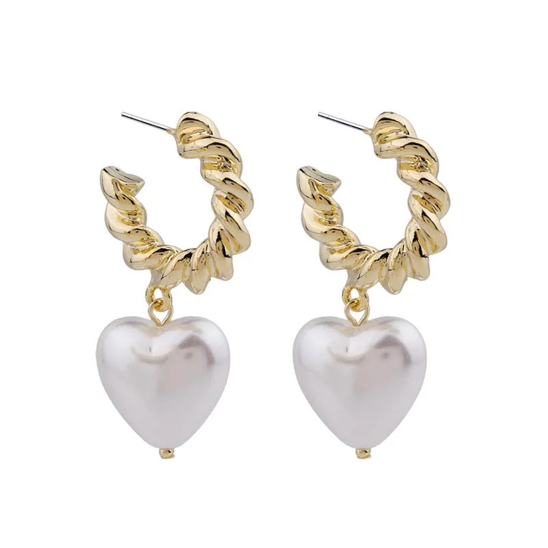 Kreolen Aphrodite mit Herzperle
