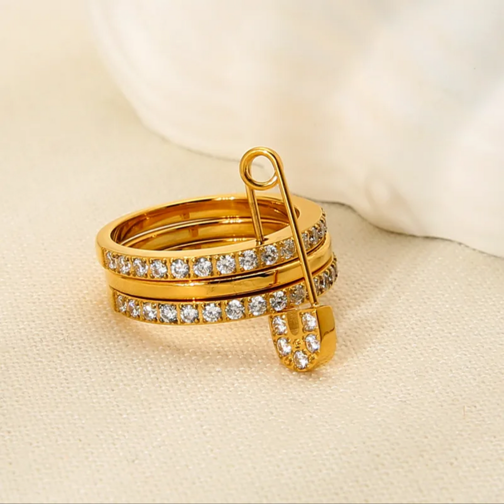 Ring Shiny Pin