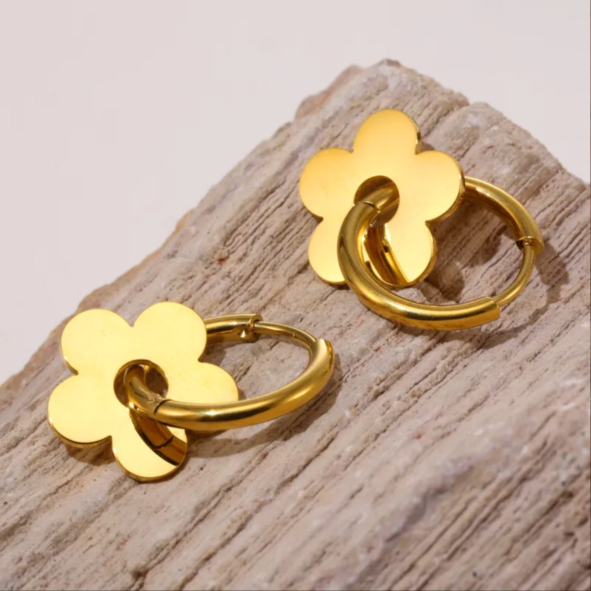 Golden Flower Creolen